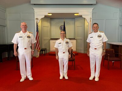 Naval Information Warfare Development Command (NIWDC) held a change of command ceremony 31 July.