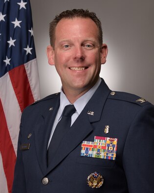 Col. Richard L. Woodruff Jr.