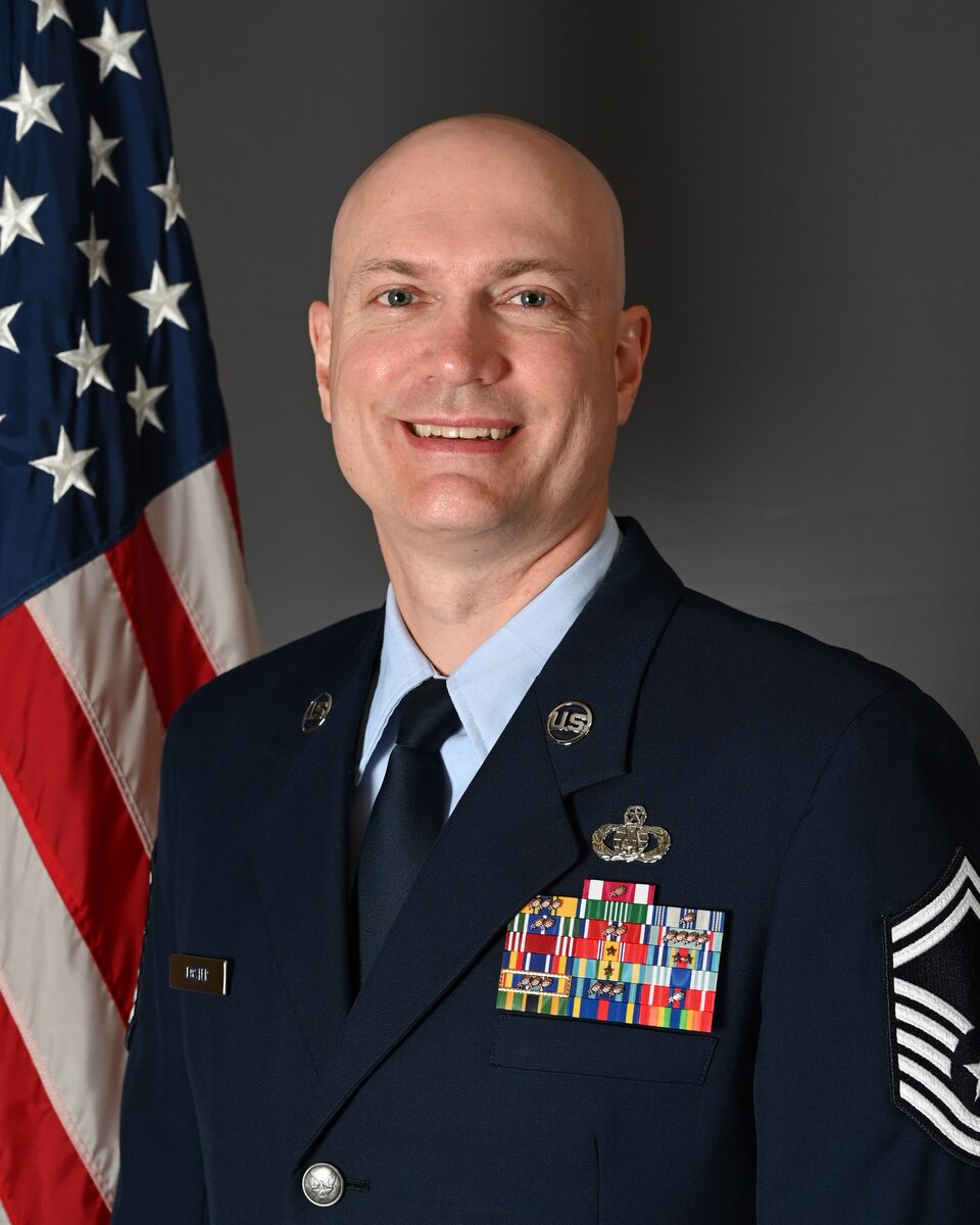 Official photo of SMSgt Jason Foster, Heritage of America Band, Joint Base Langley-Eustis.
