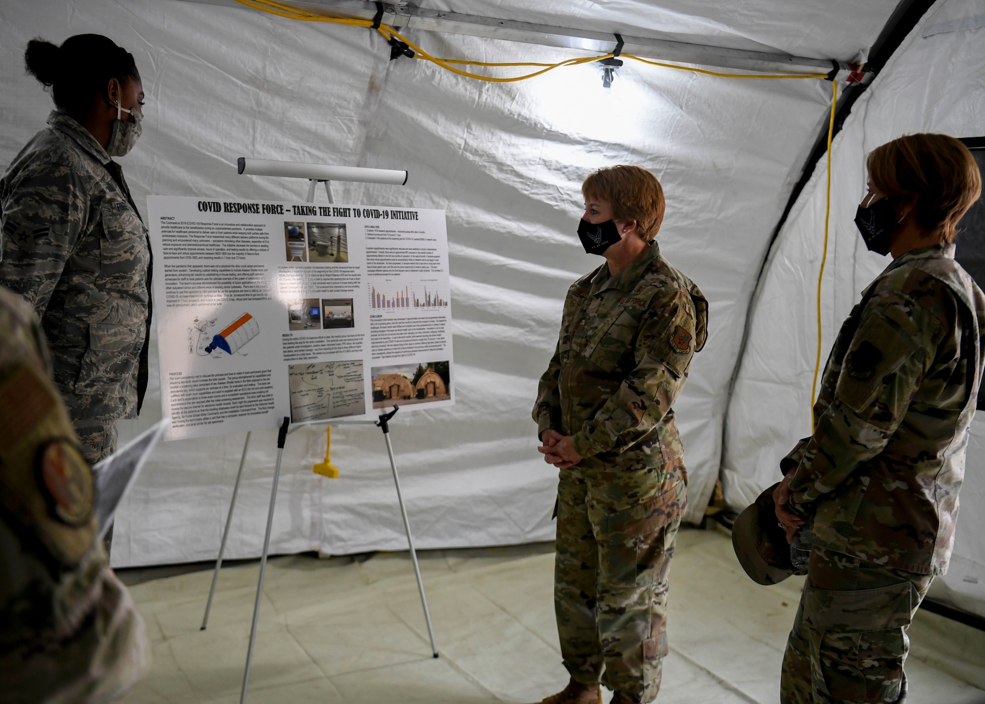 Lt. Gen. Dorothy A. Hogg, U.S. Air Force Surgeon General, visits the Pandemic Clinic.