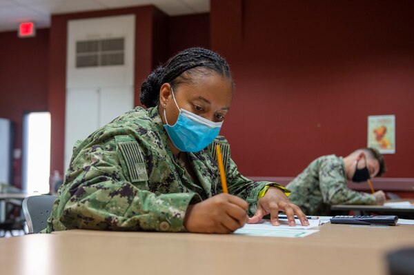 Navy Announces Spring Advancement Cycle Dates for Active-Duty and Full-Time Support E-4 through E-6 Candidates 