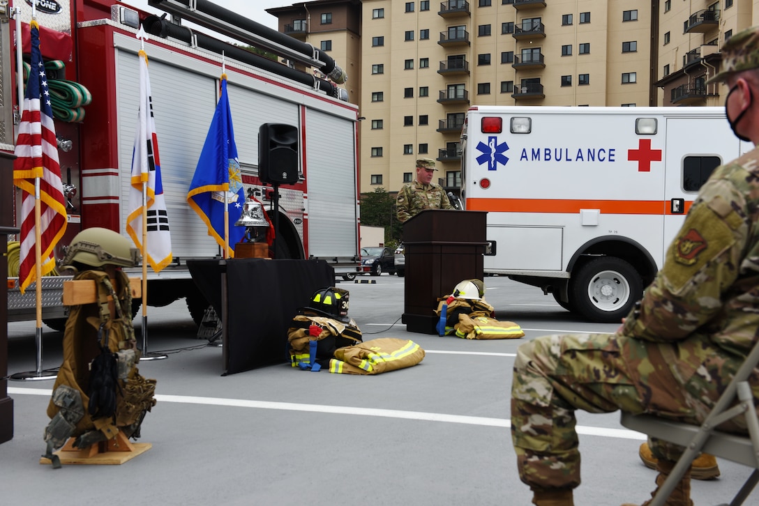 Airman 1st Class William Lemon, 36th Aircraft Maintenance Unit F-16 Fighting Falcon crew chief, tells his story of events that took place during 9/11 at Osan Air Base, Republic of Korea, Sept. 11, 2020. This remembrance ceremony pays tribute to the brave men and women, including the 343 firefighters, 23 police officers, 37 port authority officers and eight medical personnel, who sacrificed their lives that day. (U.S. Air Force photo by Senior Airman Branden Rae)