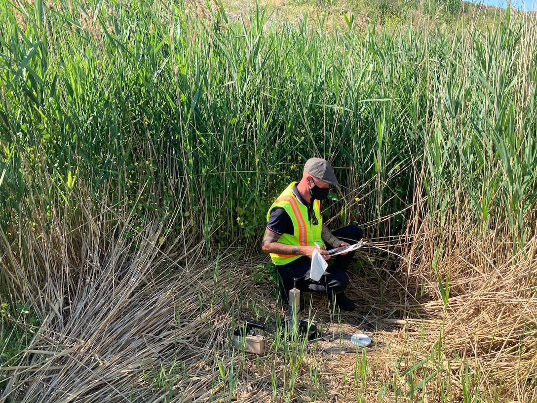 Radon testing being done at the Tonawanda Landfill FUSRAP site.