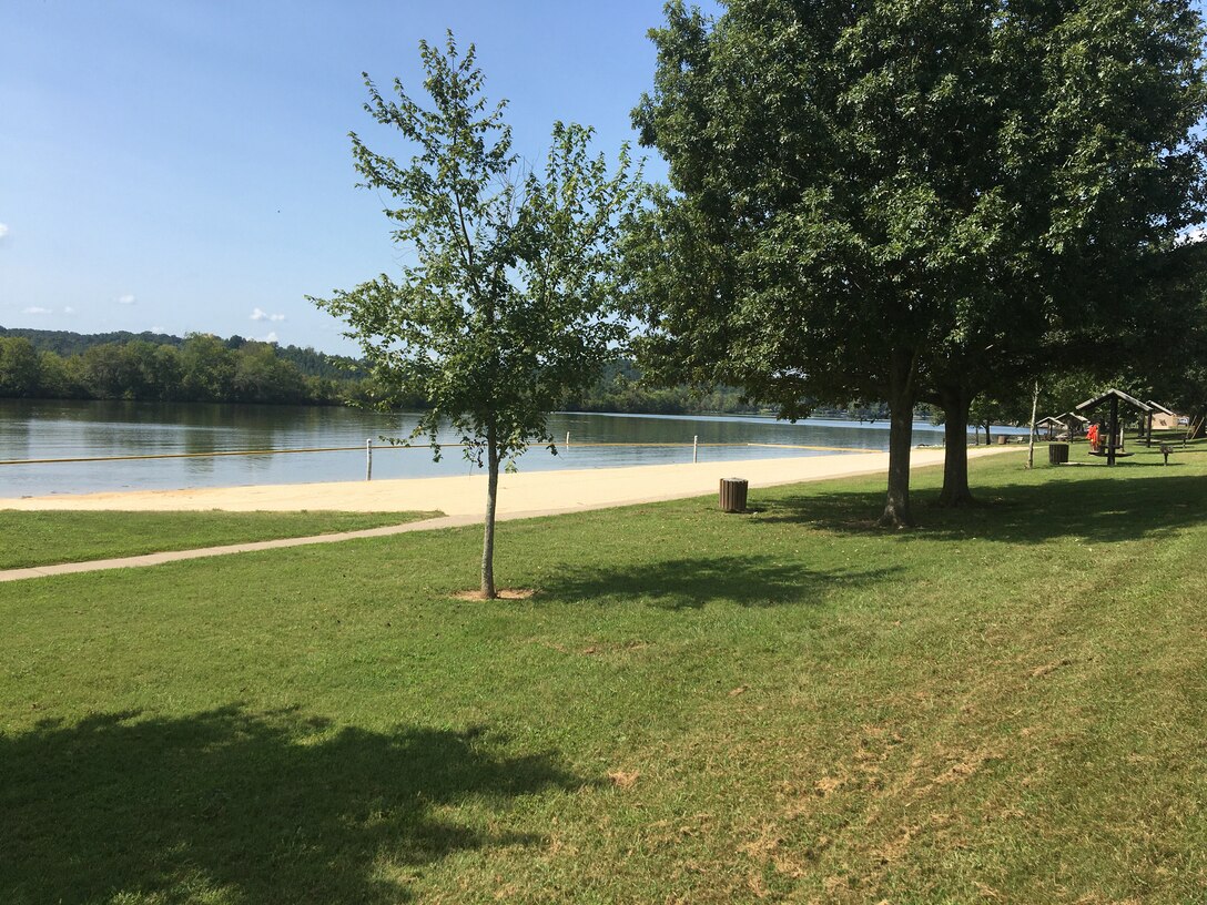 The U.S. Army Corps of Engineers Nashville District announces that the Right Bank Recreation Area Beach at Cheatham Lake in Ashland City, Tennessee, is reopened as water conditions have returned to acceptable levels. (Courtesy Asset)