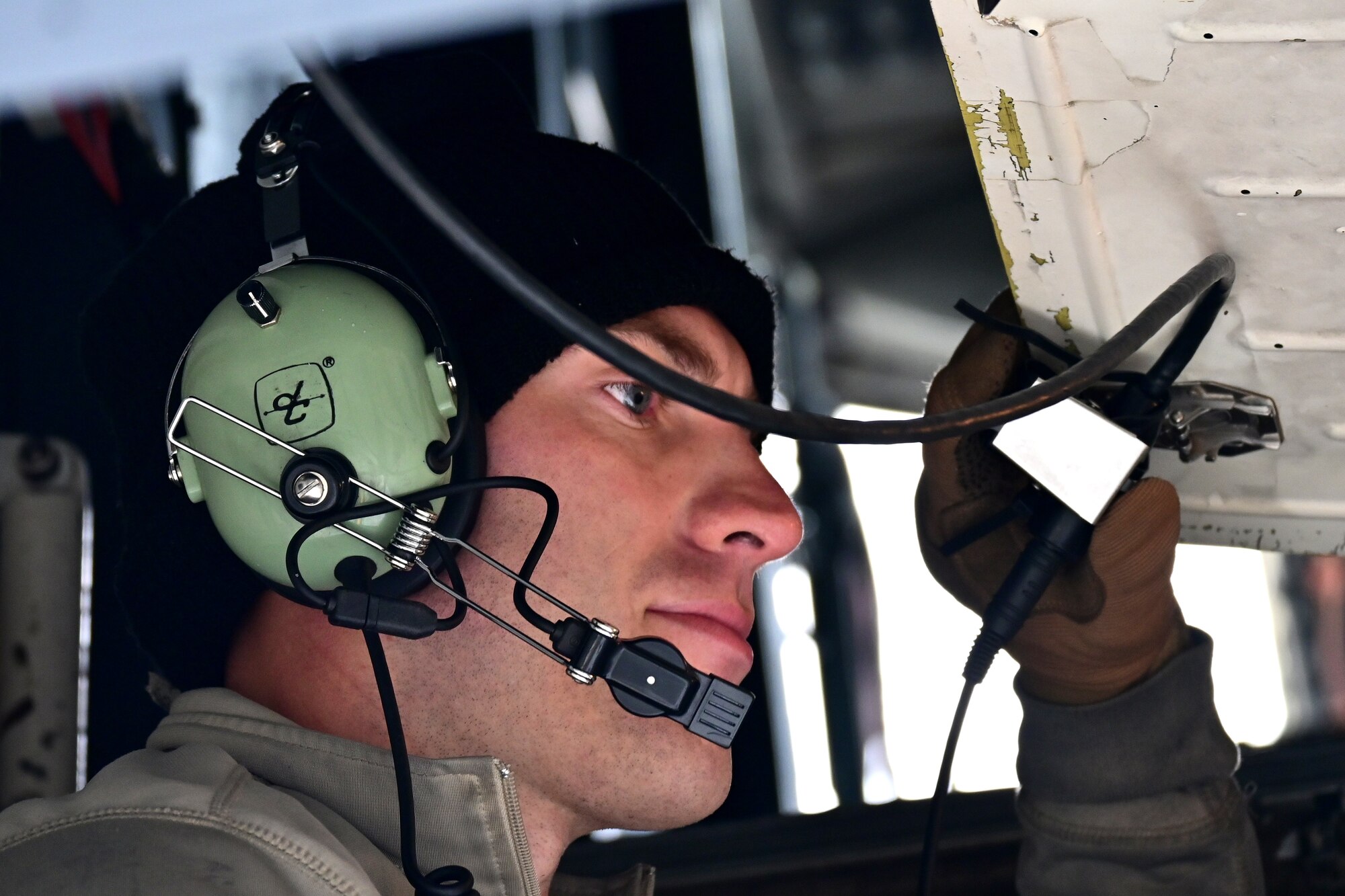 Close up photo of Airman working on B-1