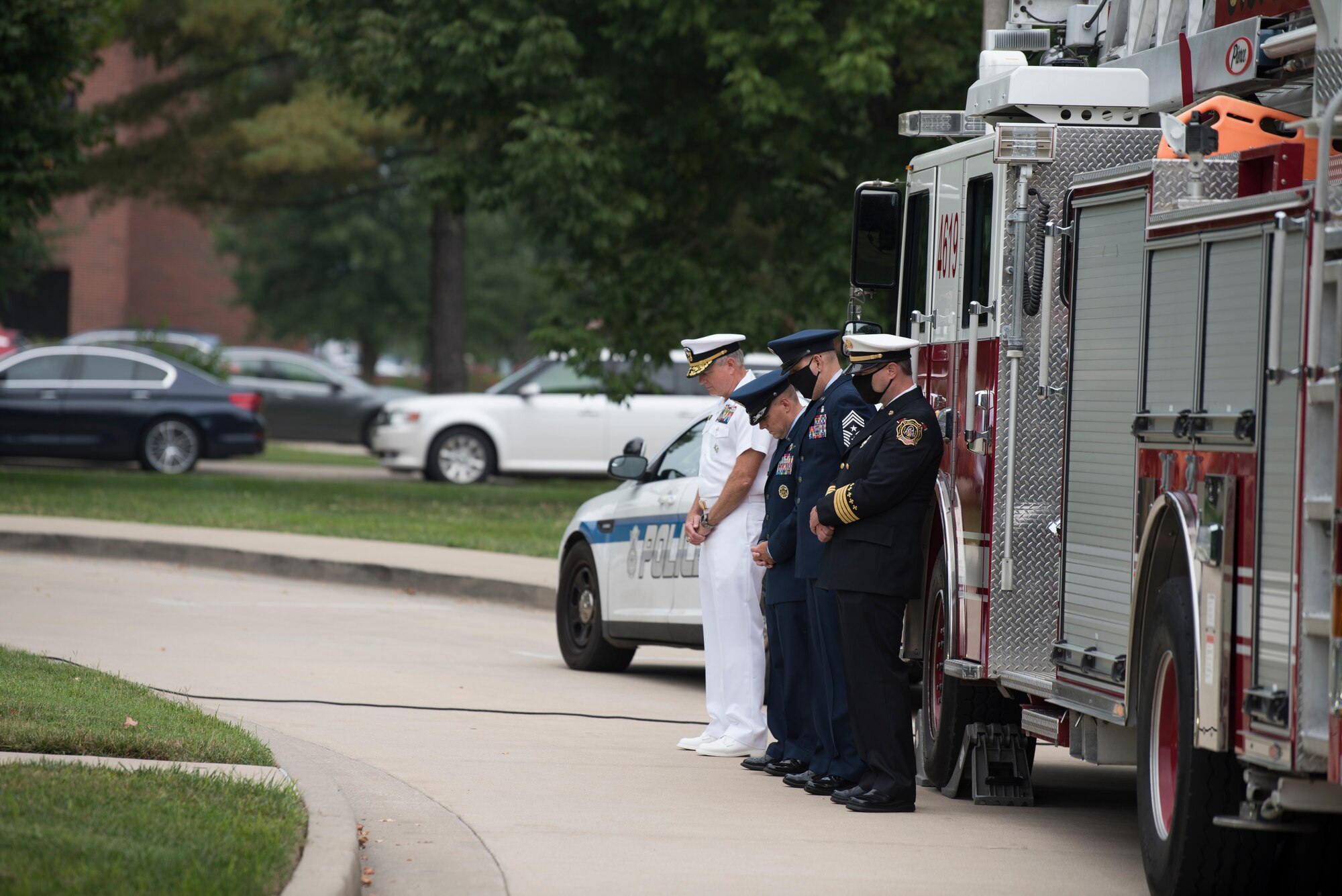 Service members reflect during moment of silence