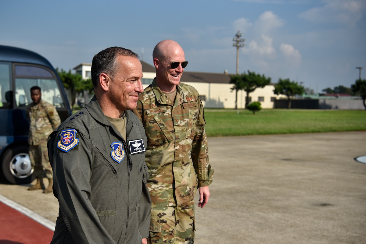 Seventh Air Force commander, command chief visit Wolf Pack > 7th Air ...