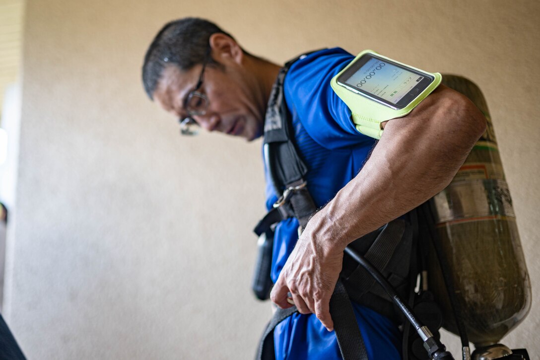 Yokota Tower Run Honors Fallen Heroes from 9/11