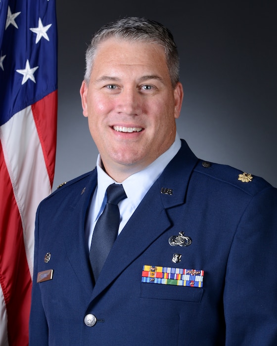 Official Photo of Maj Brett Bakner