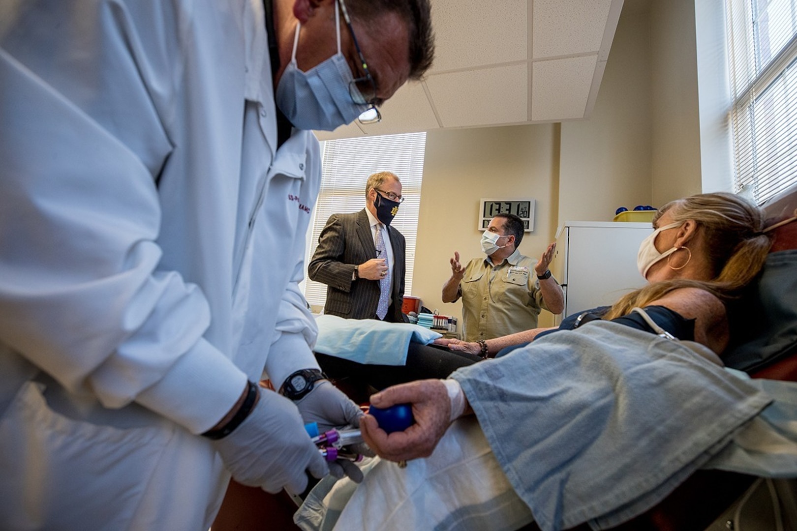 On a recent visit to Joint Base Lewis-McChord, Wash., Assistant Secretary of Defense for Health Affairs Thomas McCaffery made a special stop at the Armed Services Blood Bank Center - Pacific Northwest.