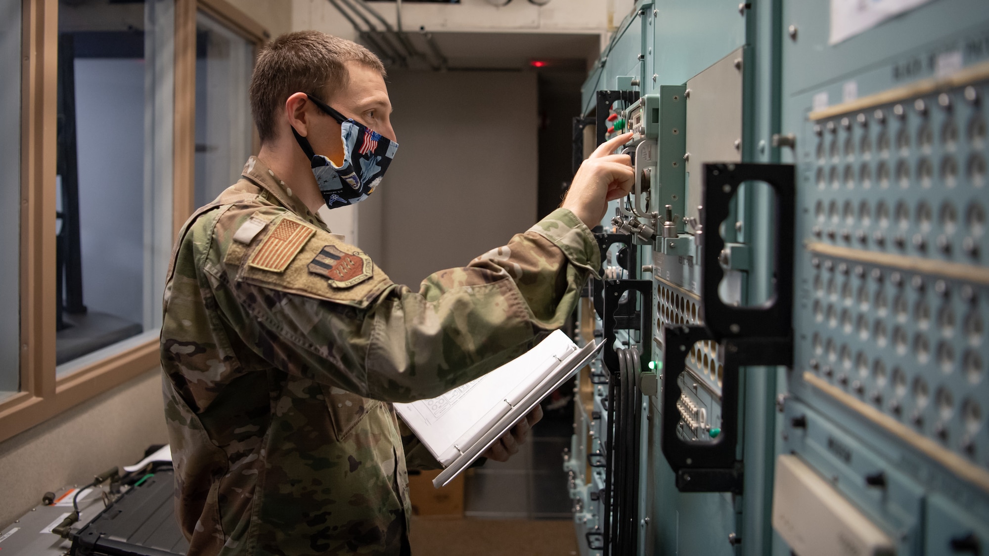 Tech. Sgt. Robert D. Gonzalez, 2nd Bomb Wing command post controller, operates a Strategic Automated Command Control system at Barksdale Air Force Base, La., Sept. 9, 2020. Barksdale's command post is responsible for providing nuclear command and control for military forces. (U.S. Air Force photo by Airman 1st Class Jacob B. Wrightsman)