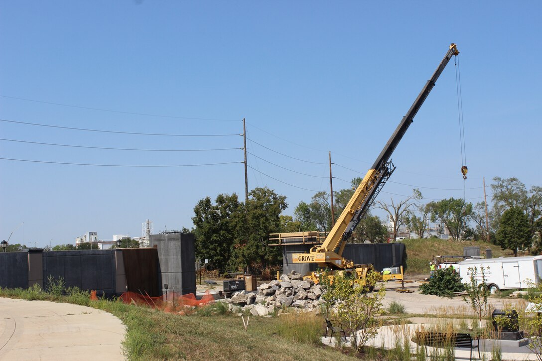 Cedar Rapids Flood Risk Management Project - 16th Ave. Closure