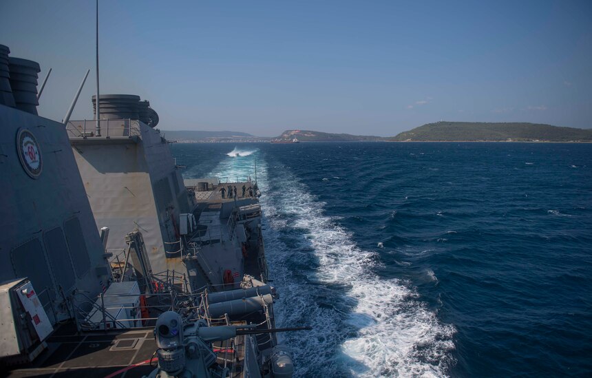 USS Roosevelt (DDG 80); Black Sea