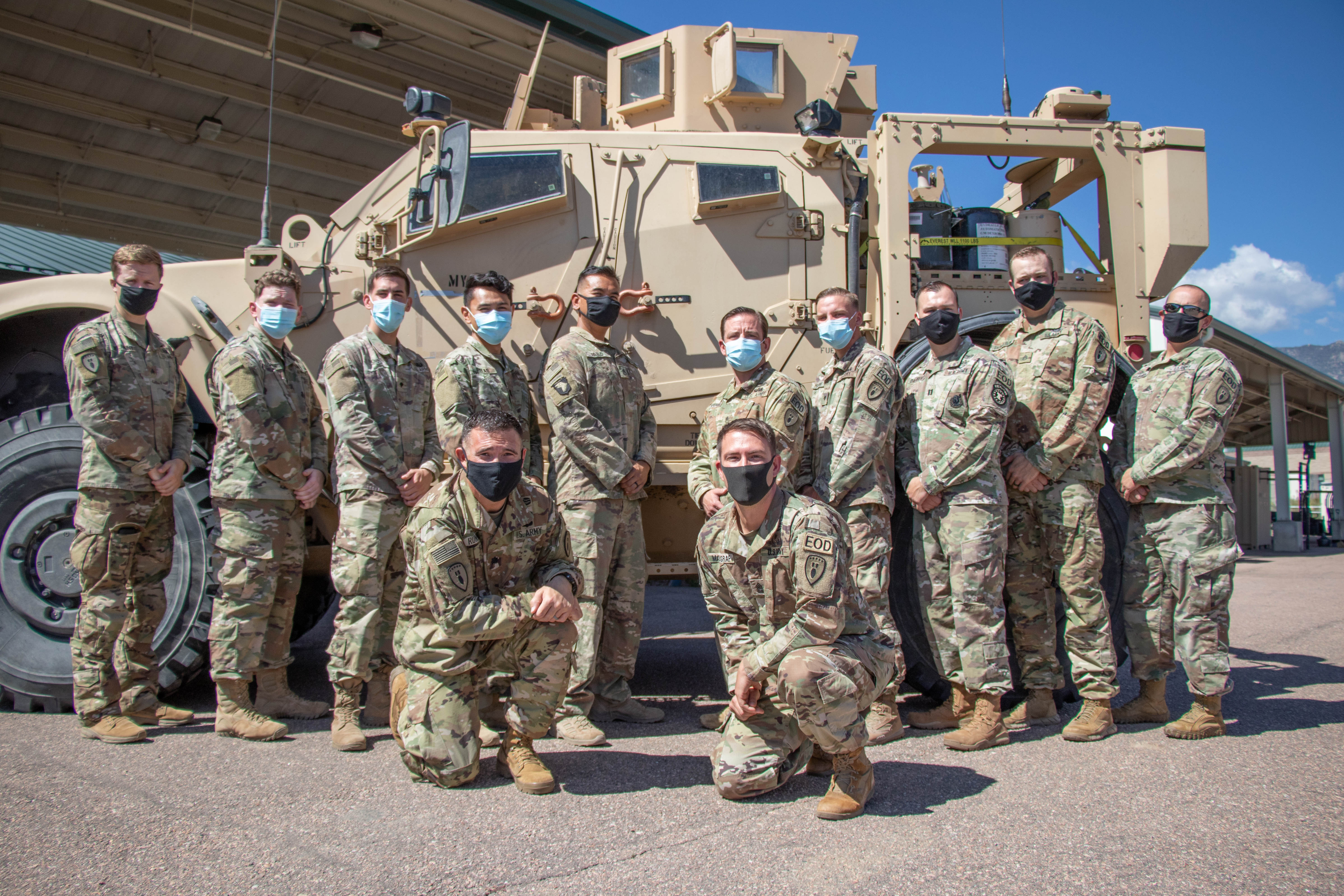 EOD Recruiting Day Shines Light On Explosive Career Field > U.S. ARMY