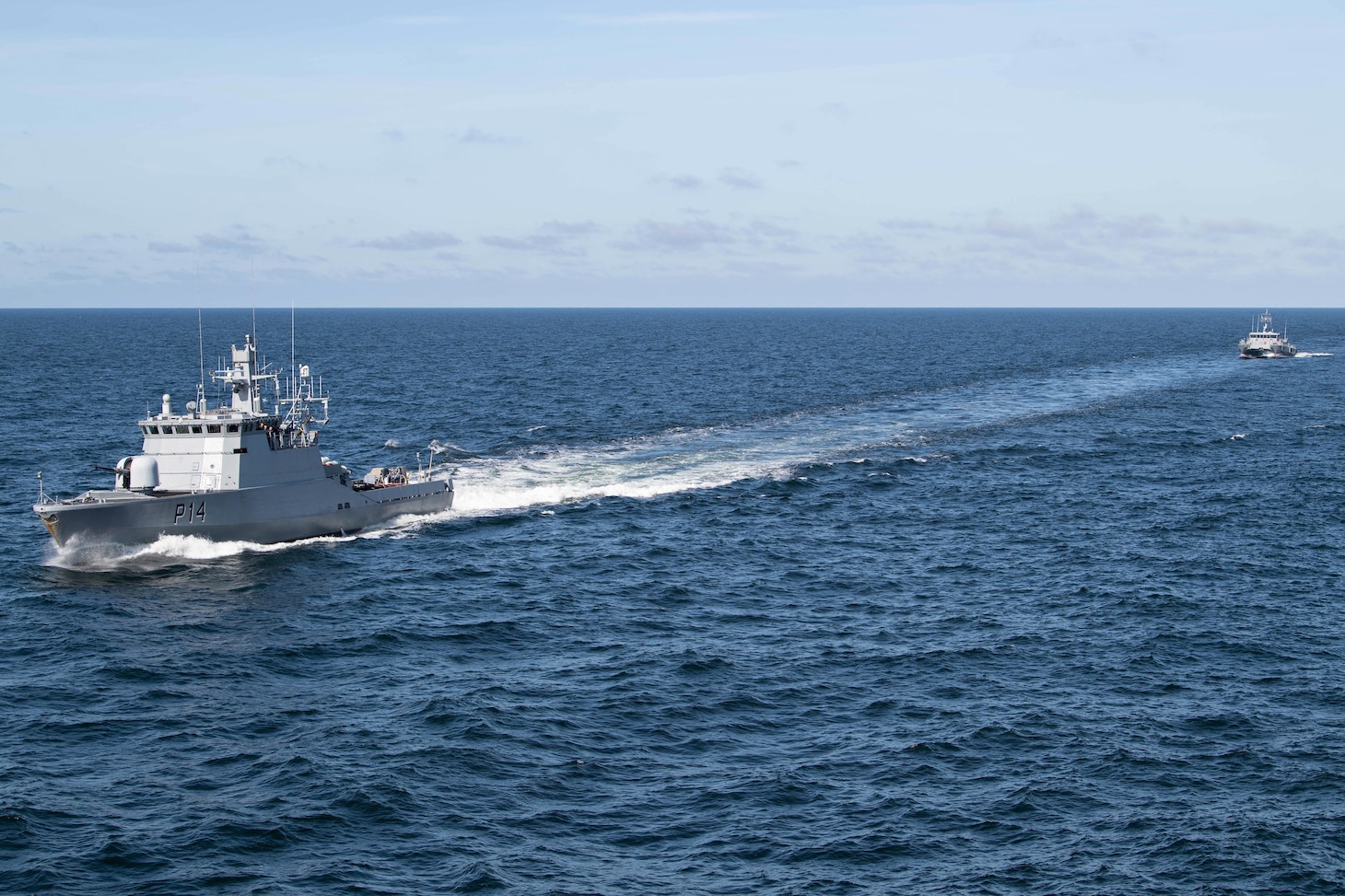 USS Ross (DDG 71); Latvian Naval Forces LVNS Skrunda (P05); Lithuanian Navy LNS Akustaitis (P14)