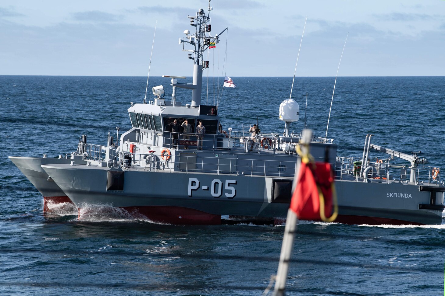 USS Ross (DDG 71); Latvian Naval Forces LVNS Skrunda (P05); Lithuanian Navy LNS Akustaitis (P14)