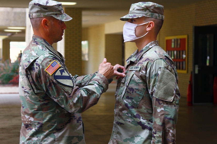 Two Fort Sill basic combat trainees receive 'battlefield promotions'
