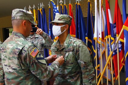 Two Fort Sill basic combat trainees receive 'battlefield promotions'