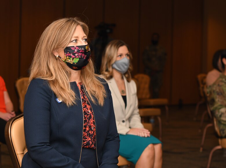 A photo of military spouses.