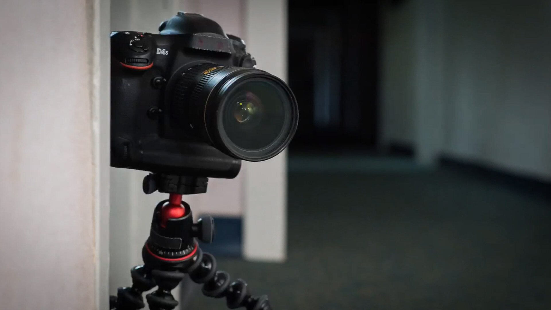 Blank Slate Pros & Cons of Using a DSLR for Video > DINFOS Pavilion
