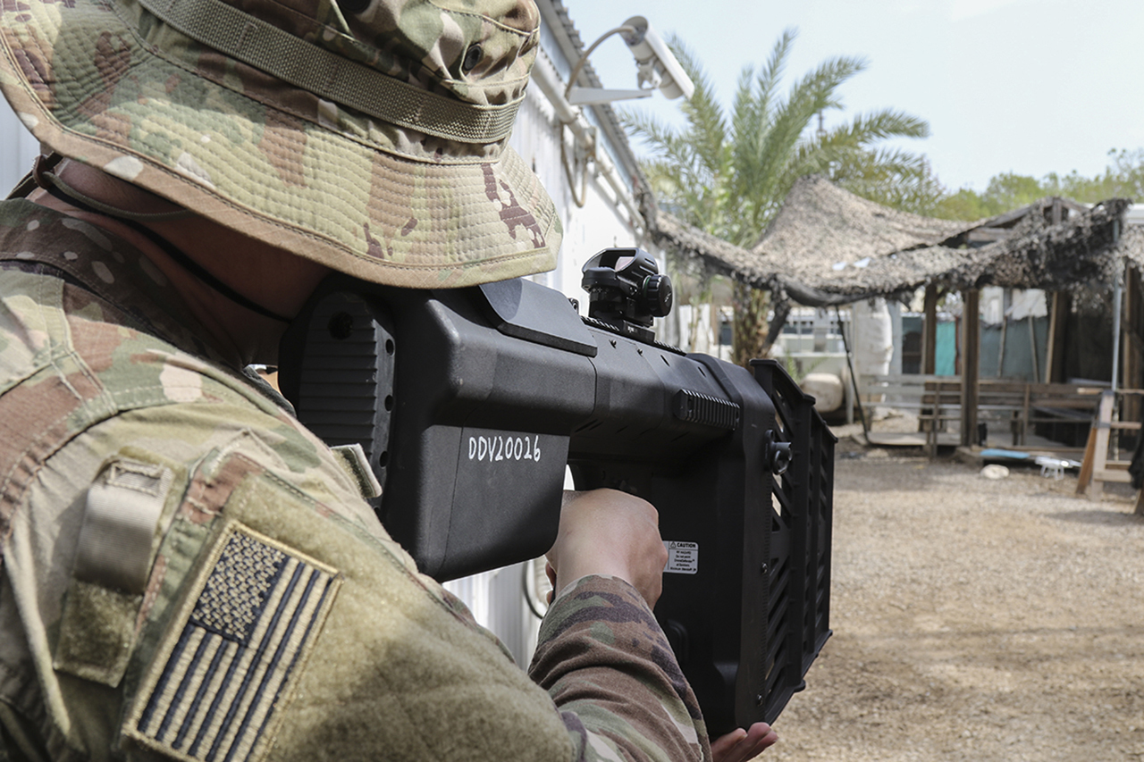 Task Force Bayonet Soldiers train in electronic warfare National