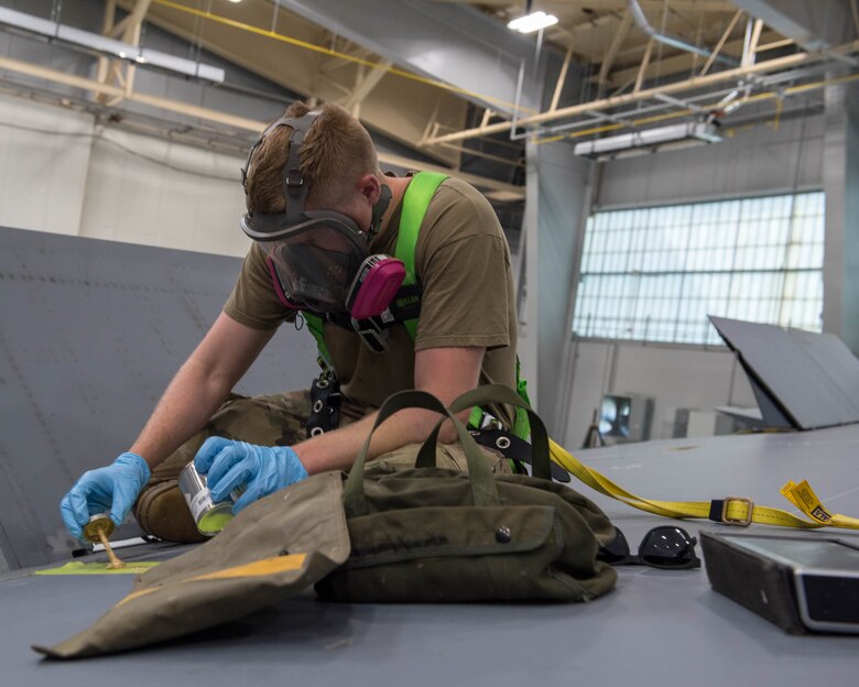 914th Maintenance Keeps These Old Birds Flying