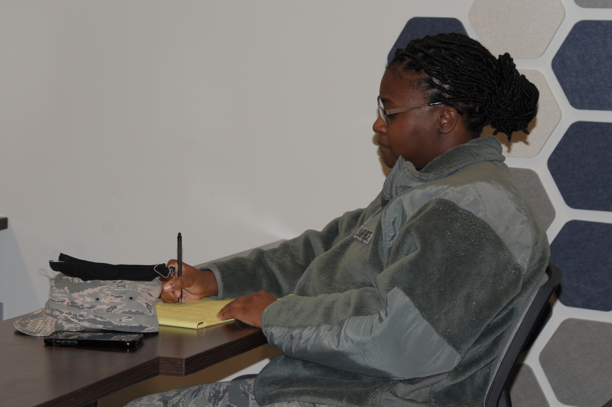 Airman writes notes