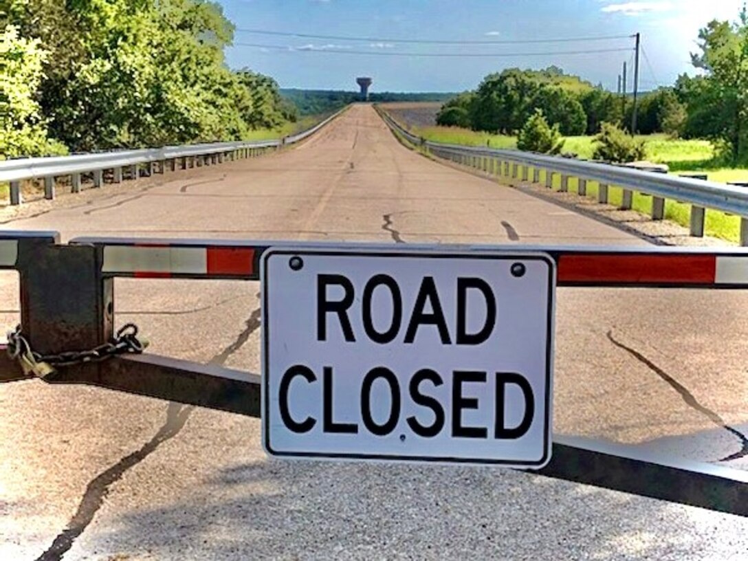 Georgetown Dam Road Closure Sign