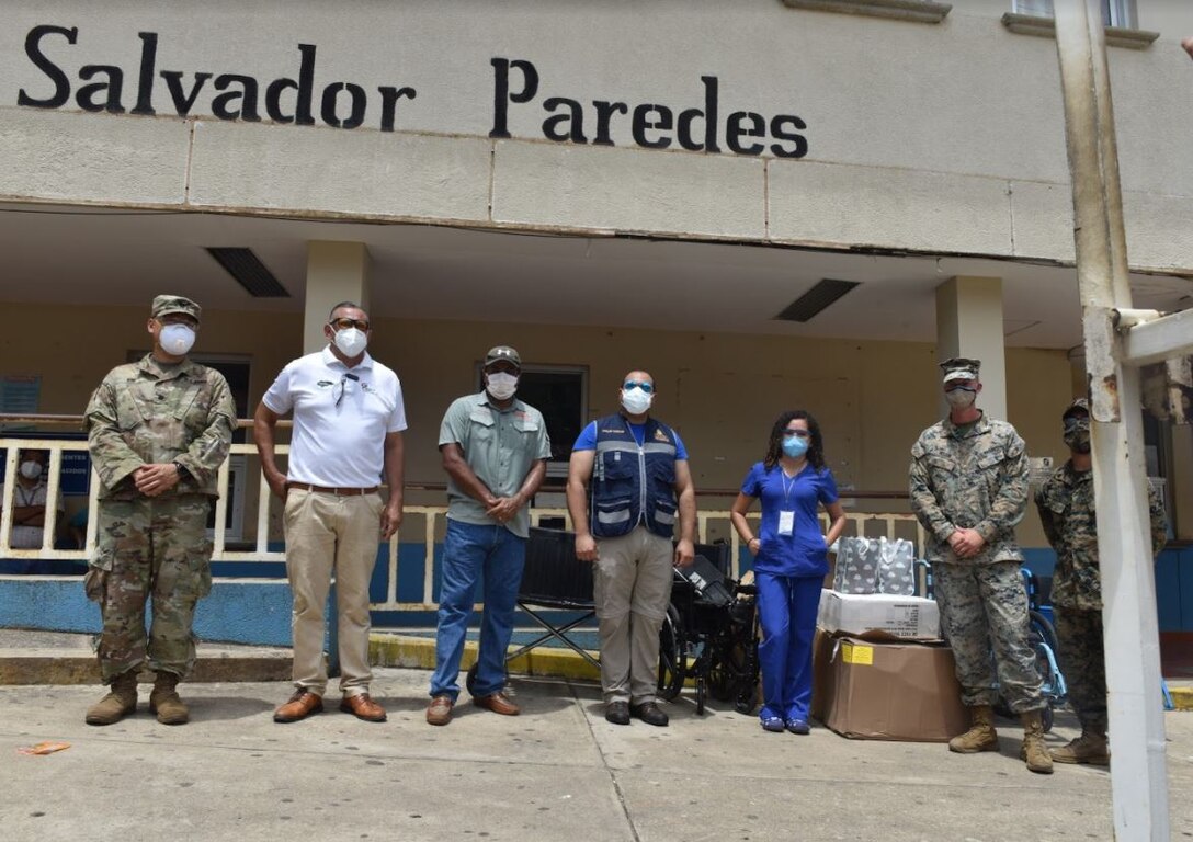 SPMAGTF Marines, JTF-Bravo donate critical supplies to Trujillo