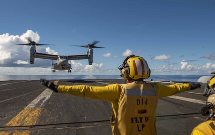 USS Ronald Reagan Strike Group, America Expeditionary Strike Group Conduct Integrated Operations in U.S. 7th Fleet