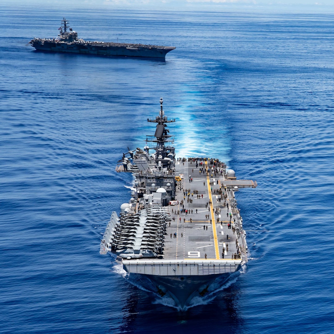 USS Ronald Reagan Strike Group, America Expeditionary Strike Group Conduct Integrated Operations in U.S. 7th Fleet