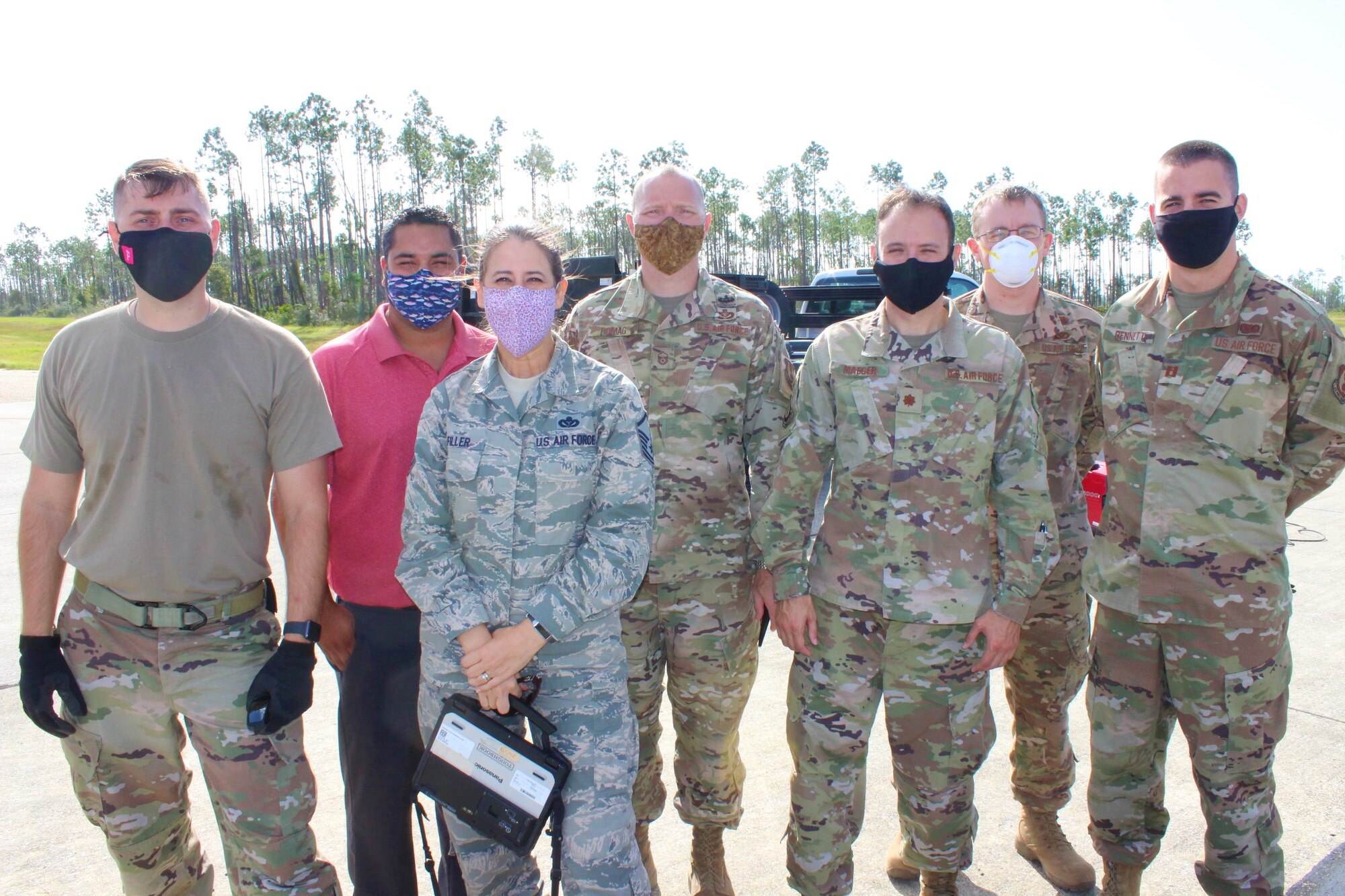 Group photo of APE and AFIT personnel at Tyndall AFB, Florida.