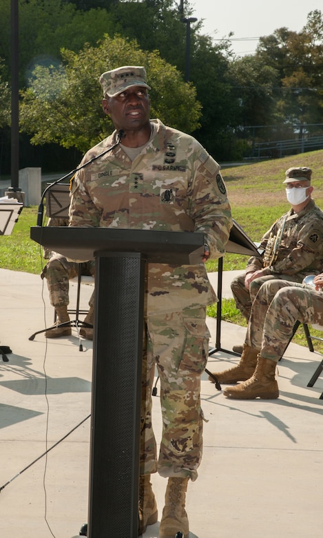 Pair of Soldiers from Grand Rapids, Mich., assume leadership of Army Reserve Medical Readiness and Training Command