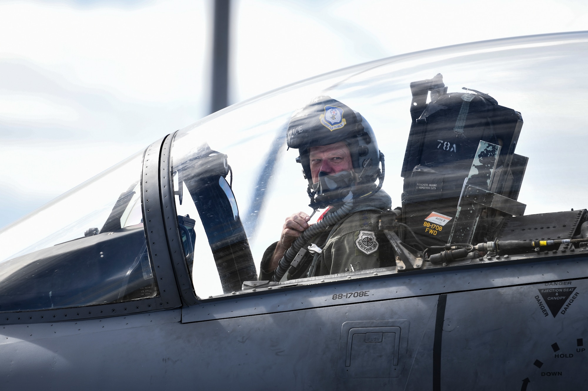 U.S. Air Force Gen. Mark Kelly, commander of Air Combat Command, prepares to disembark an F-15E Strike Eagle at Tyndall Air Force Base, Florida, Sept. 28, 2020. Kelly visited Tyndall as part of his tour as the new ACC commander where he was briefed on Tyndall’s rebuild status and plans for the future. (U.S. Air Force photo by Senior Airman Stefan Alvarez)