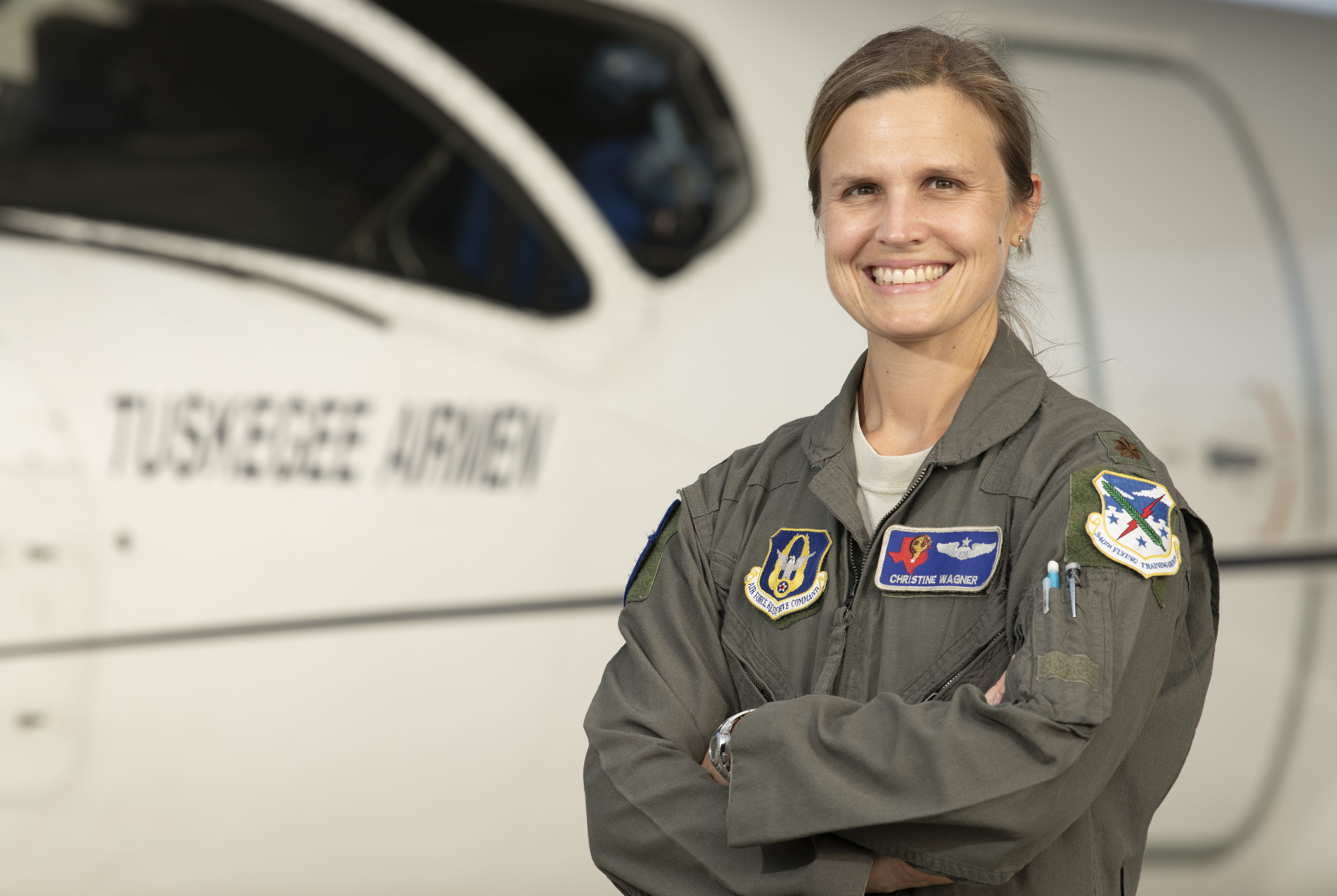 age requirement for air force reserves