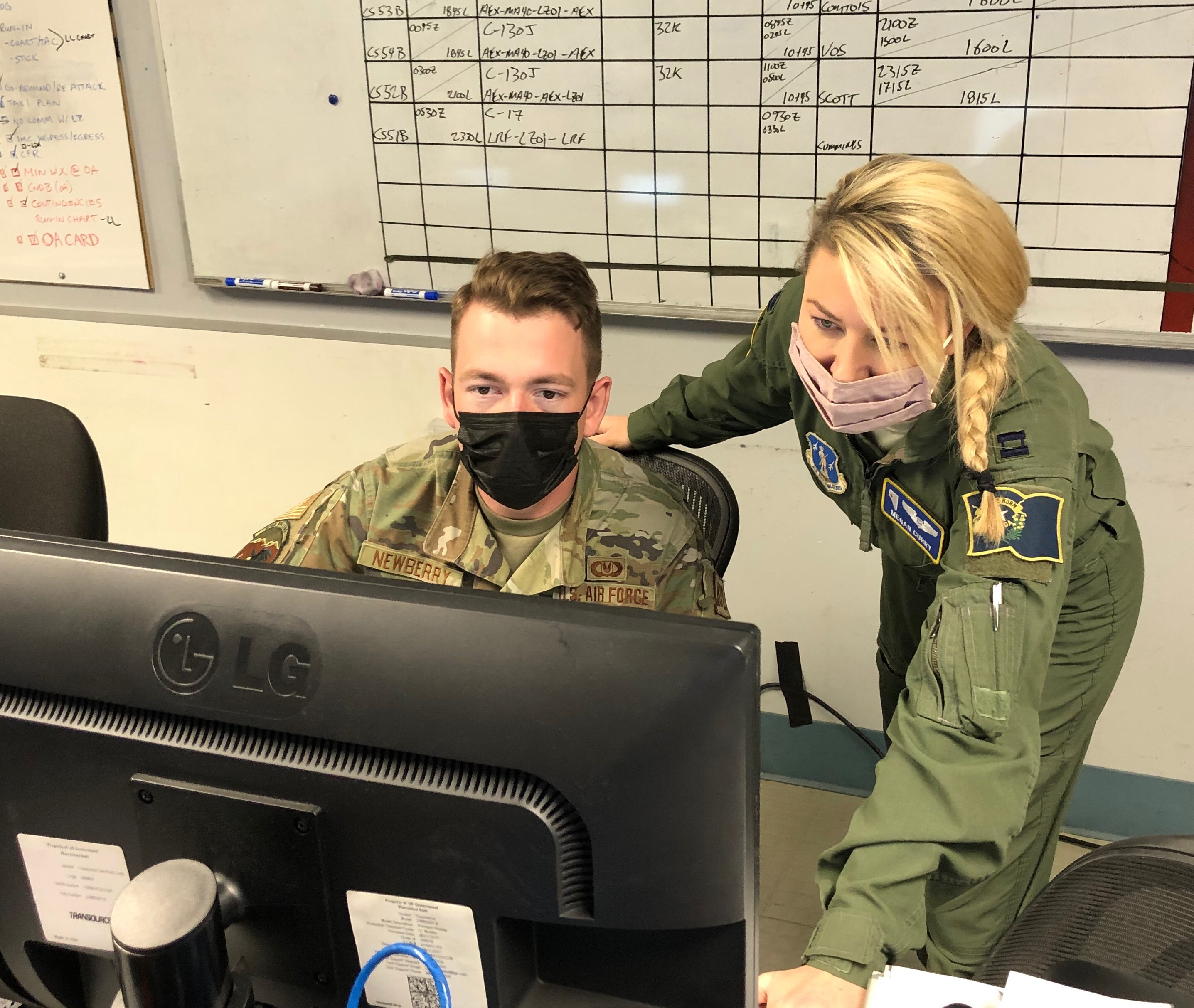 High Rollers demonstrate versatility and strength at Green Flag 21-05 >  152nd Airlift Wing > Article Display