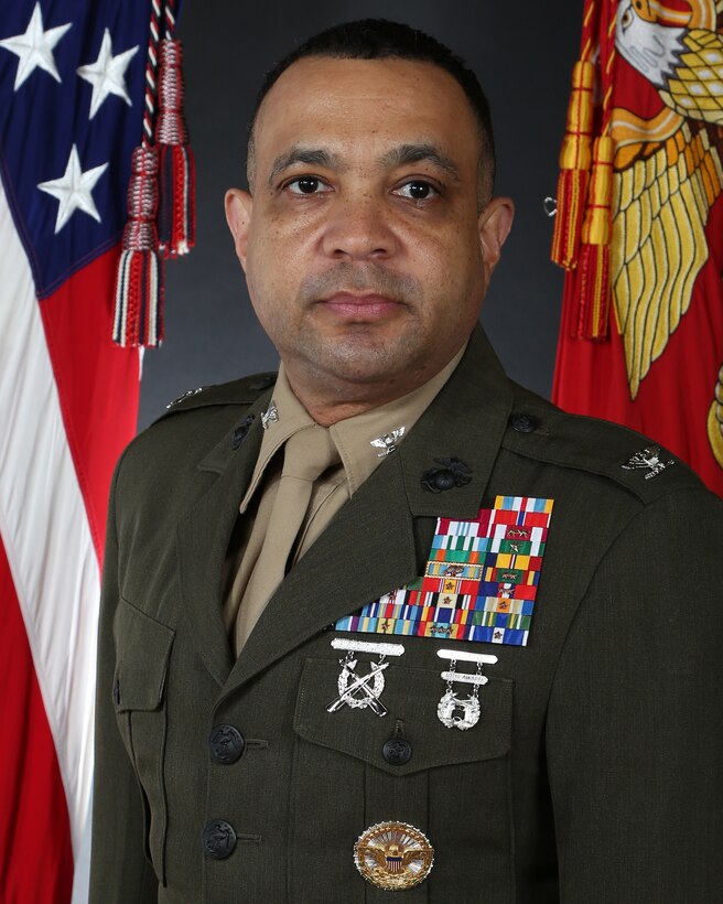 Colonel David R. Everly Bio Photo
