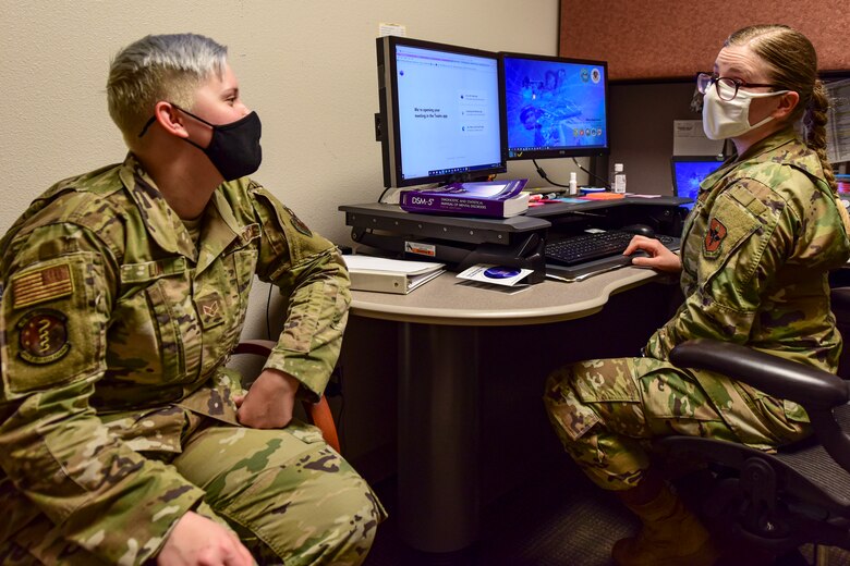 Laughlin mental health team provides toolkit for Airmen’s