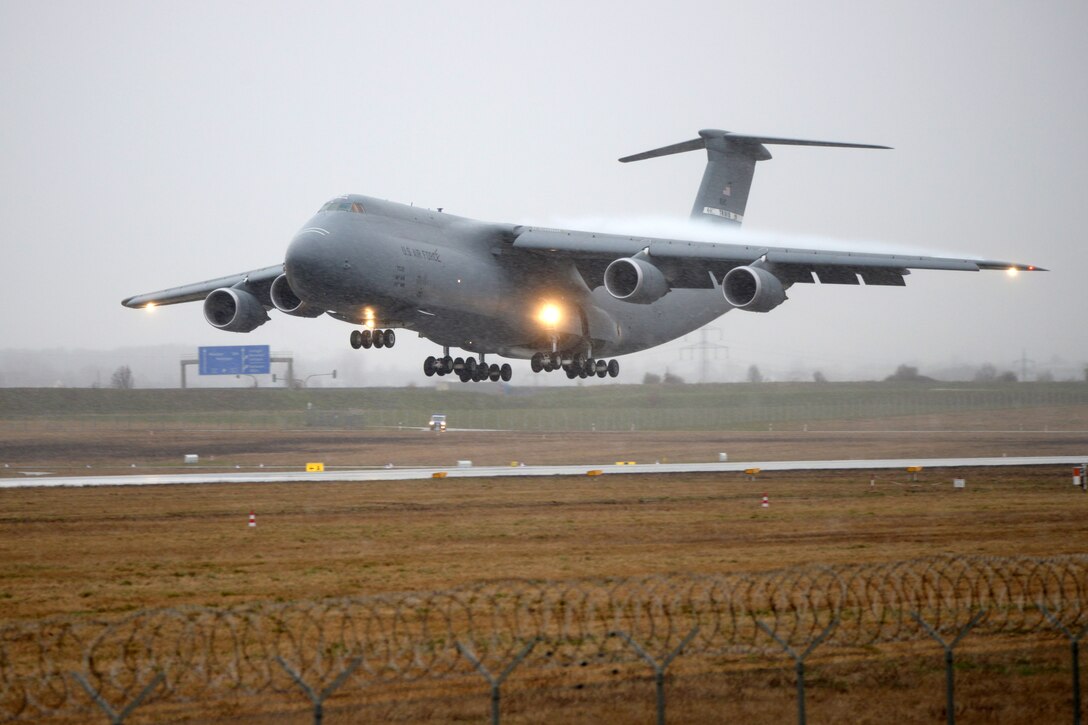 A U.S. Air Force Lockheed C-5 Galaxy aircraft arrives at the Stuttgart Army Airfield, Germany, March 2, 2016. (U.S. Army photo by Visual Information Specialist Jason Johnston/Released)