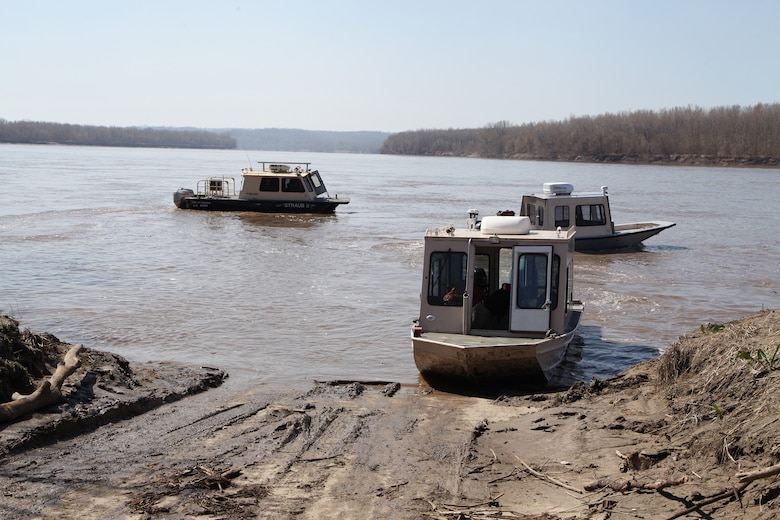 Multiple boats ferried a group from the U.S. Army Corps of Engineers and Mississippi River Commission on an inspection of the Missouri River, April 1, 2021.