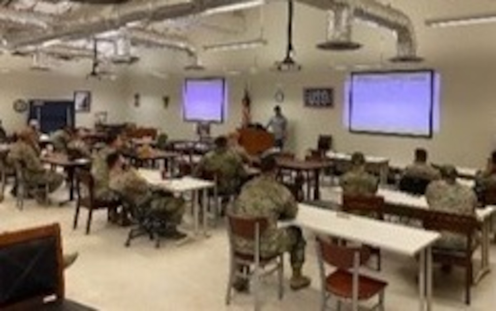 An Instructor from Fort Hood MSTC teaches DECM at JBSA-Camp Bullis, Texas.