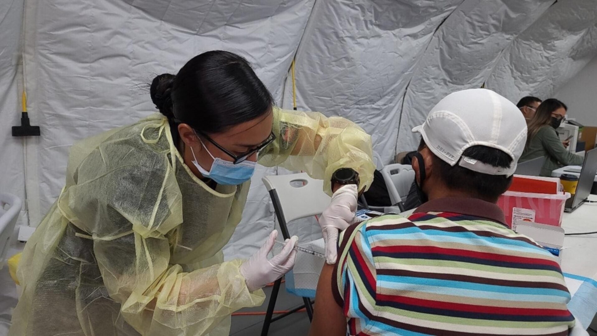 US Army Medical Professionals Administer COVID-19 Vaccines in Saipan