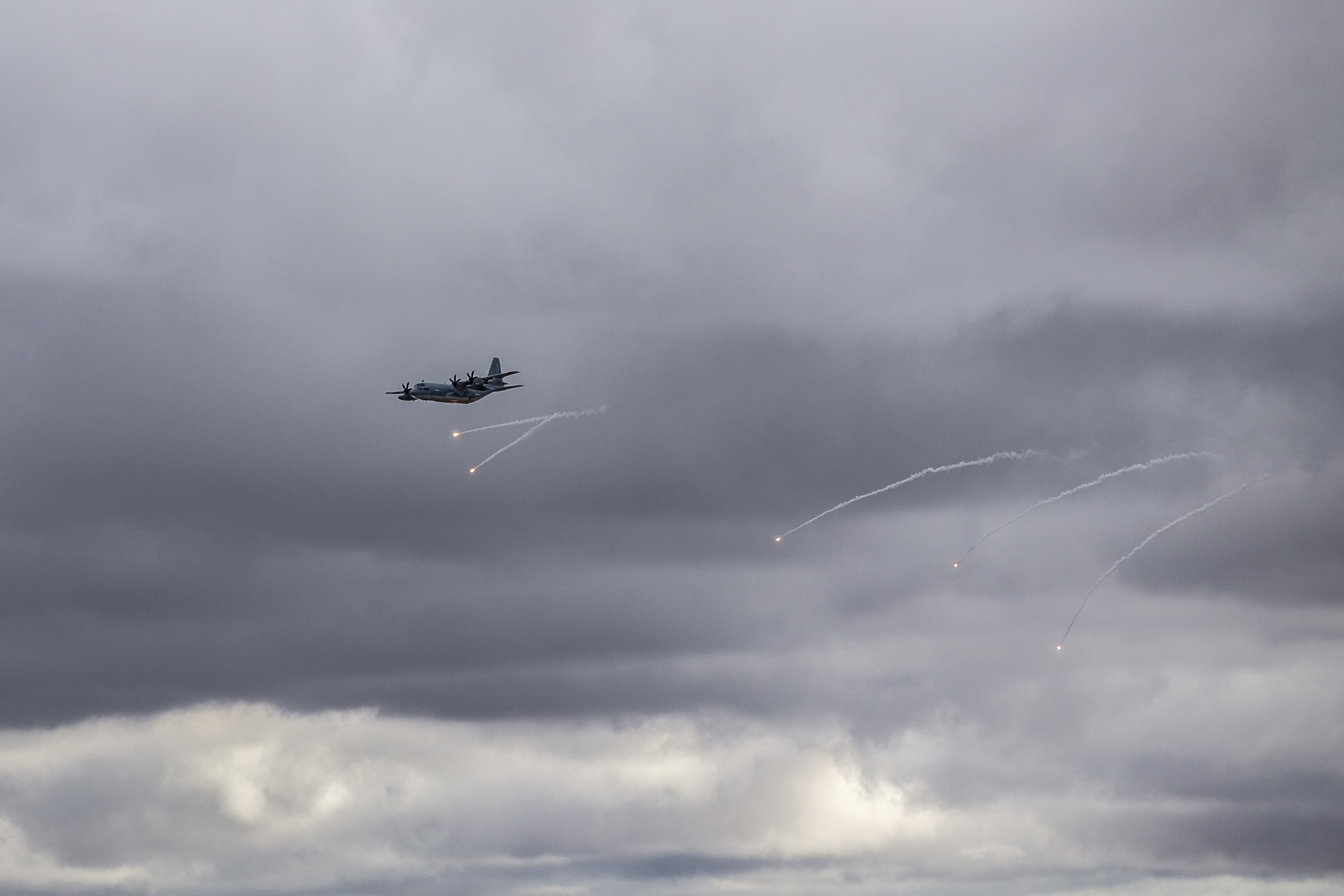 KC-130J evades Smokey Sams