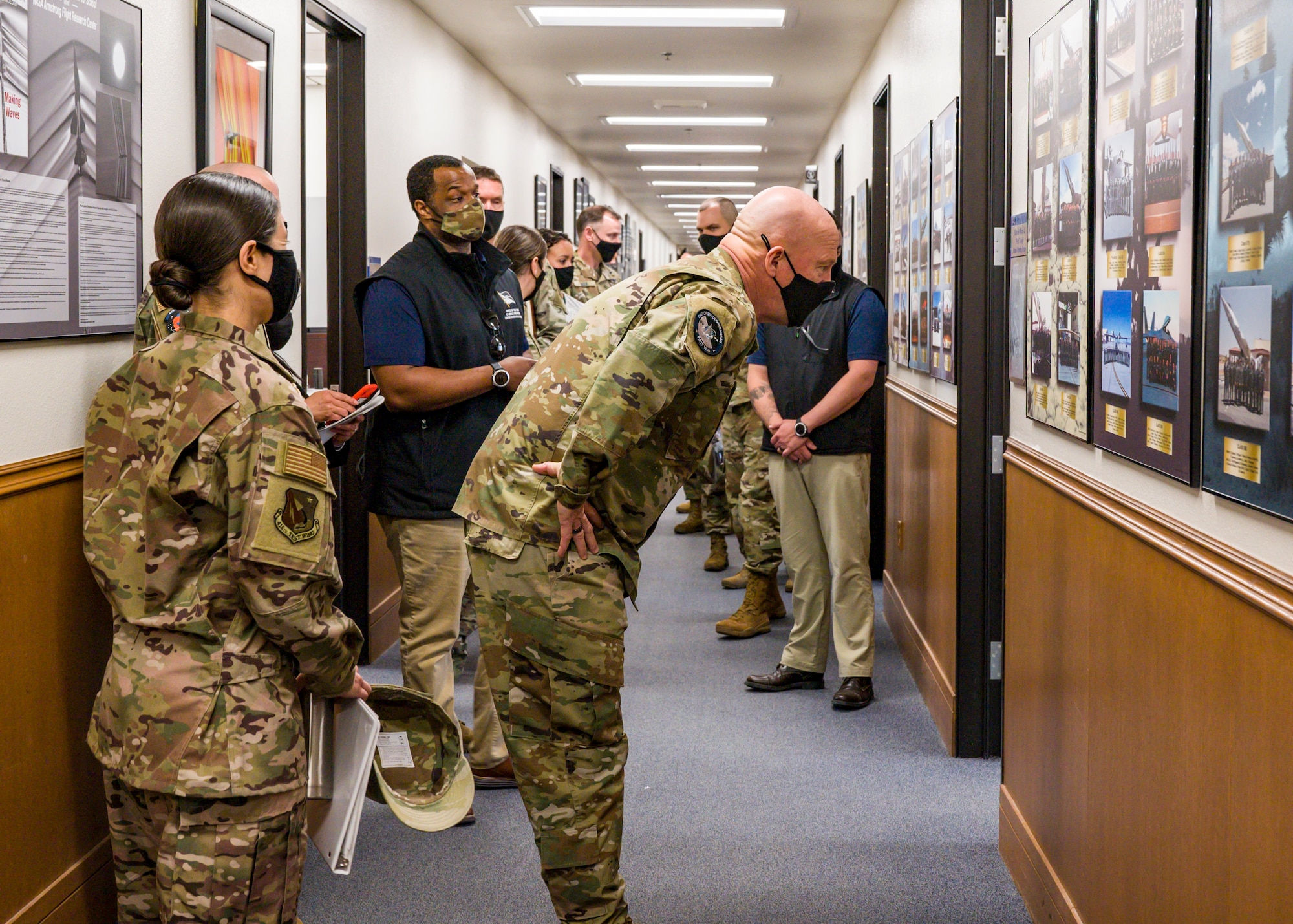 General Raymond visits Test Pilot School