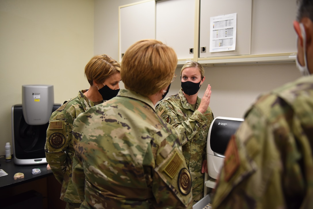 Airman shows general and chief new equipment
