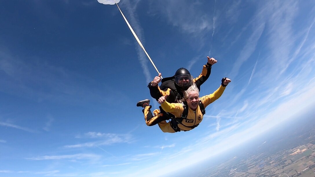 Ellen Comfort and U.S. Army Lt. Col. Ken Ates, Special Operations Command Para-Commando, skydive March 13, 2021, in Zephyrhills, Florida.