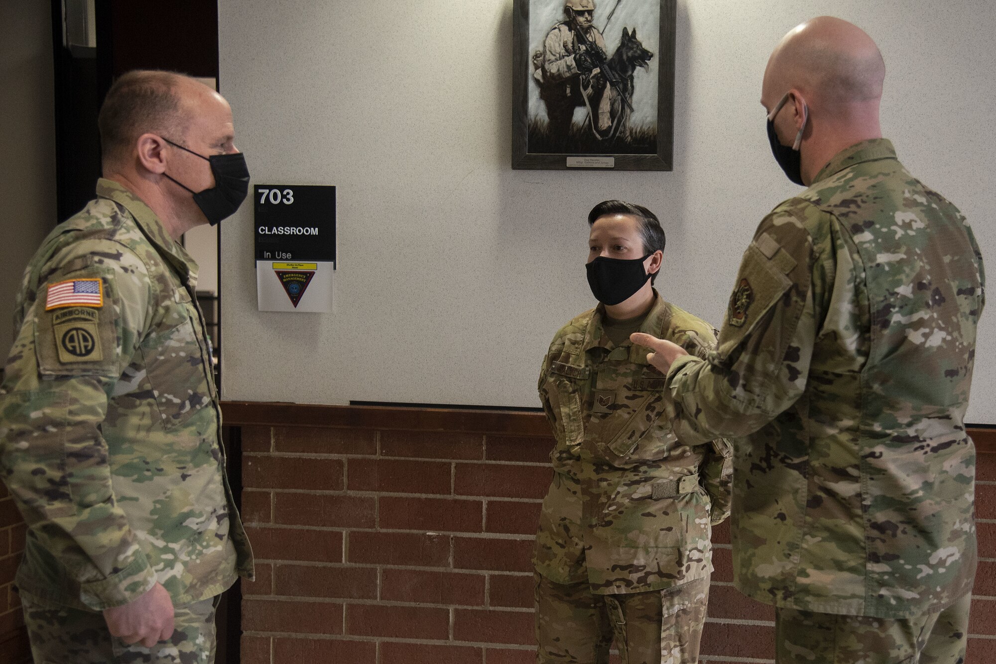 Photo of Airman being highlighted to Gen. Lyons