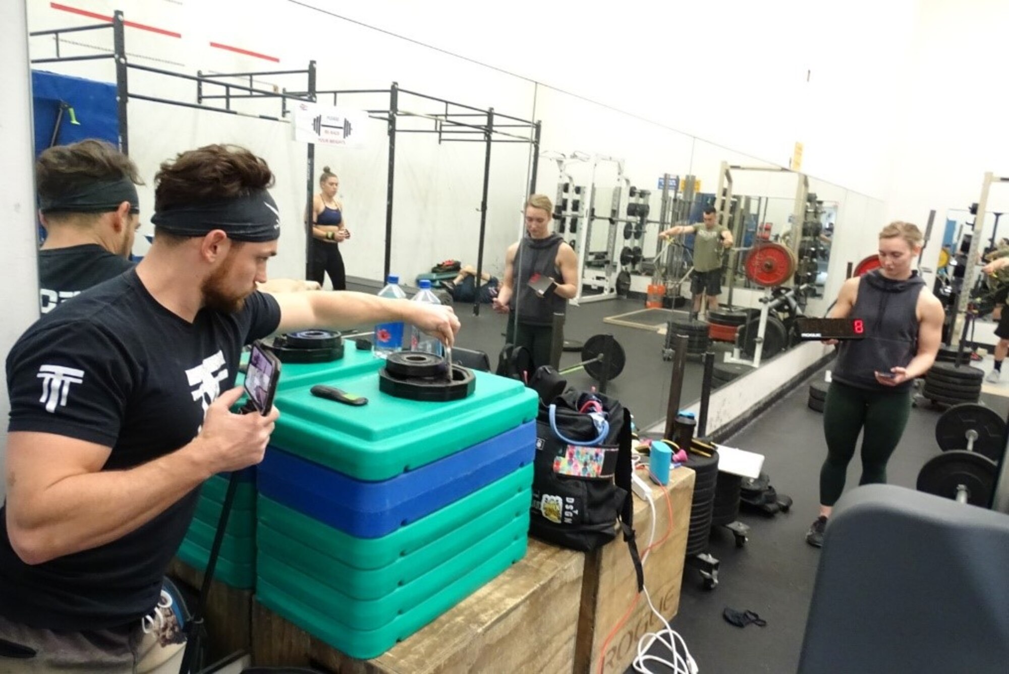 Photo of crossfit exercise training