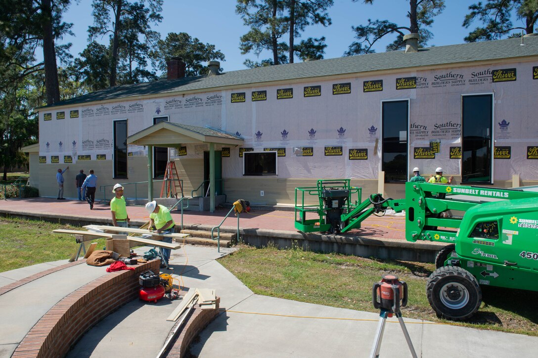 Photo of contractors refurbishing Heritage Hall