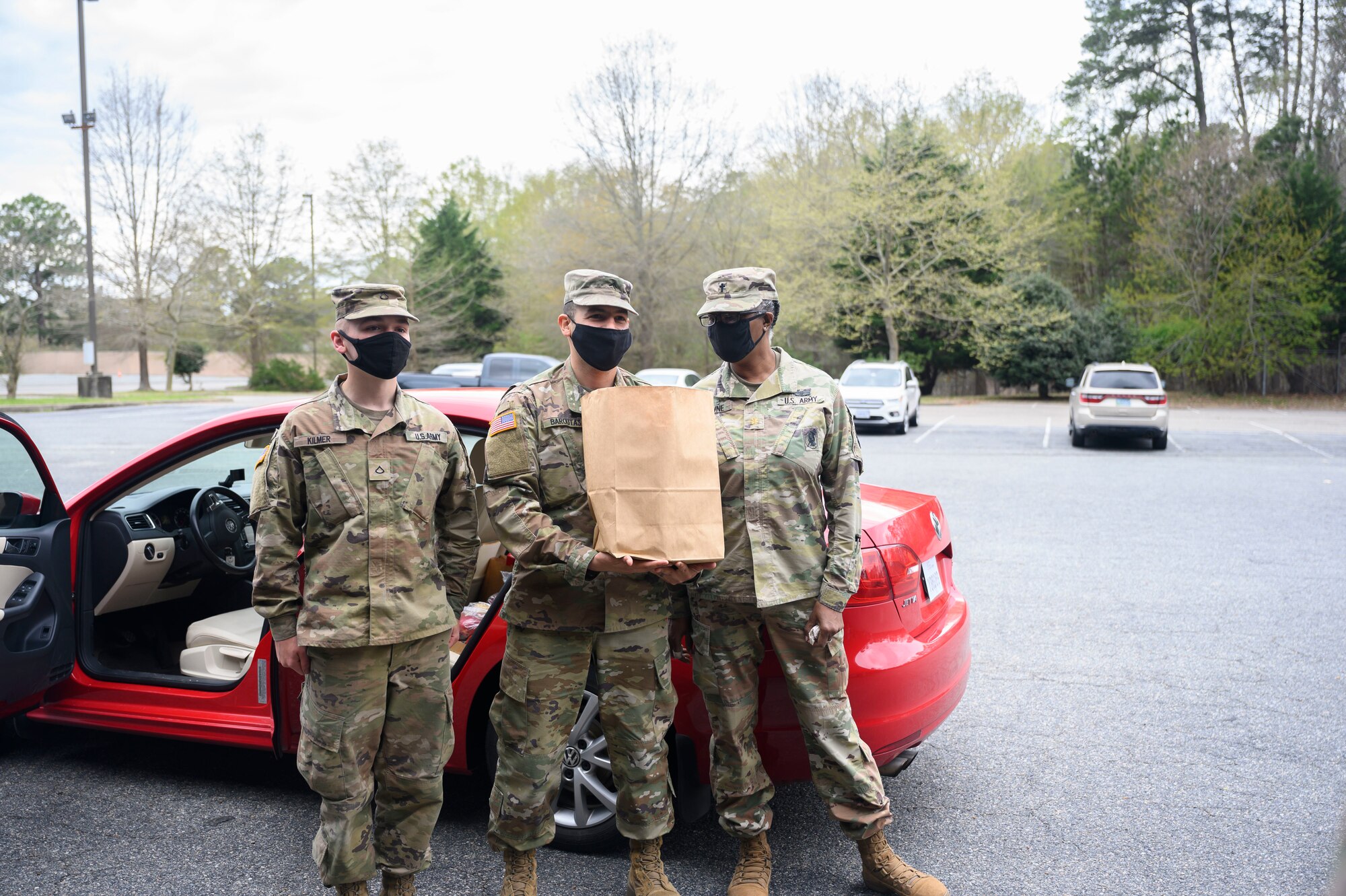7th TB(X) chapel team conducts food drive for brigade